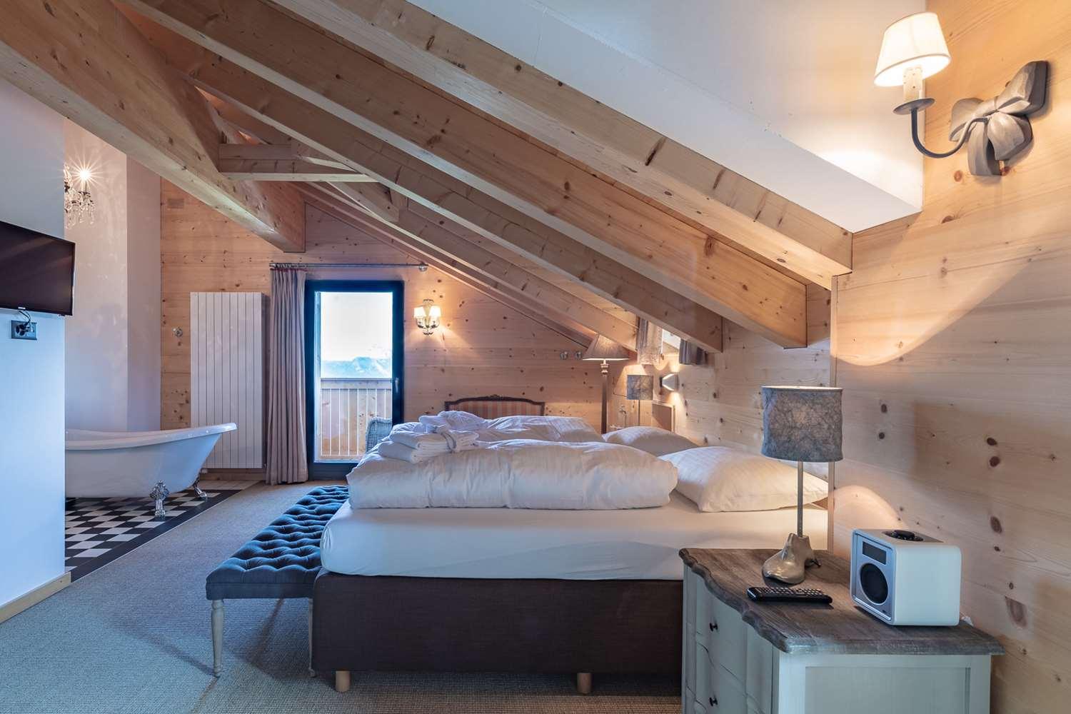 Rinderberg Swiss Alpine Lodge Цвайзимен Екстериор снимка