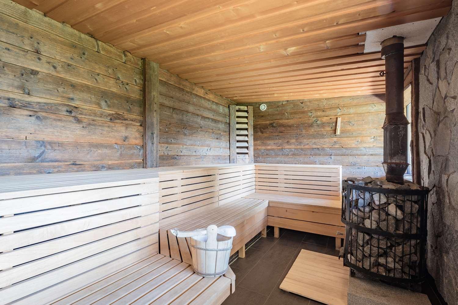 Rinderberg Swiss Alpine Lodge Цвайзимен Екстериор снимка