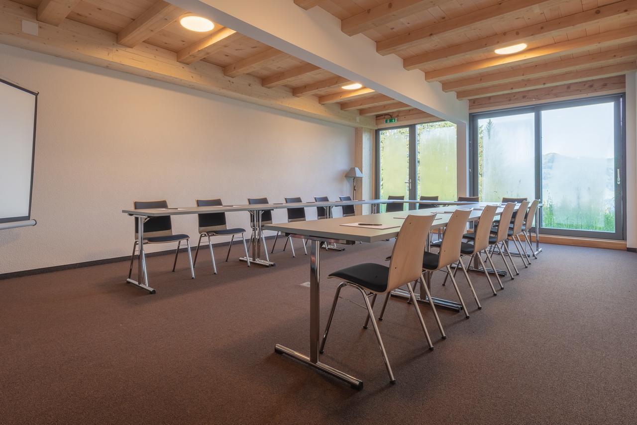 Rinderberg Swiss Alpine Lodge Цвайзимен Екстериор снимка