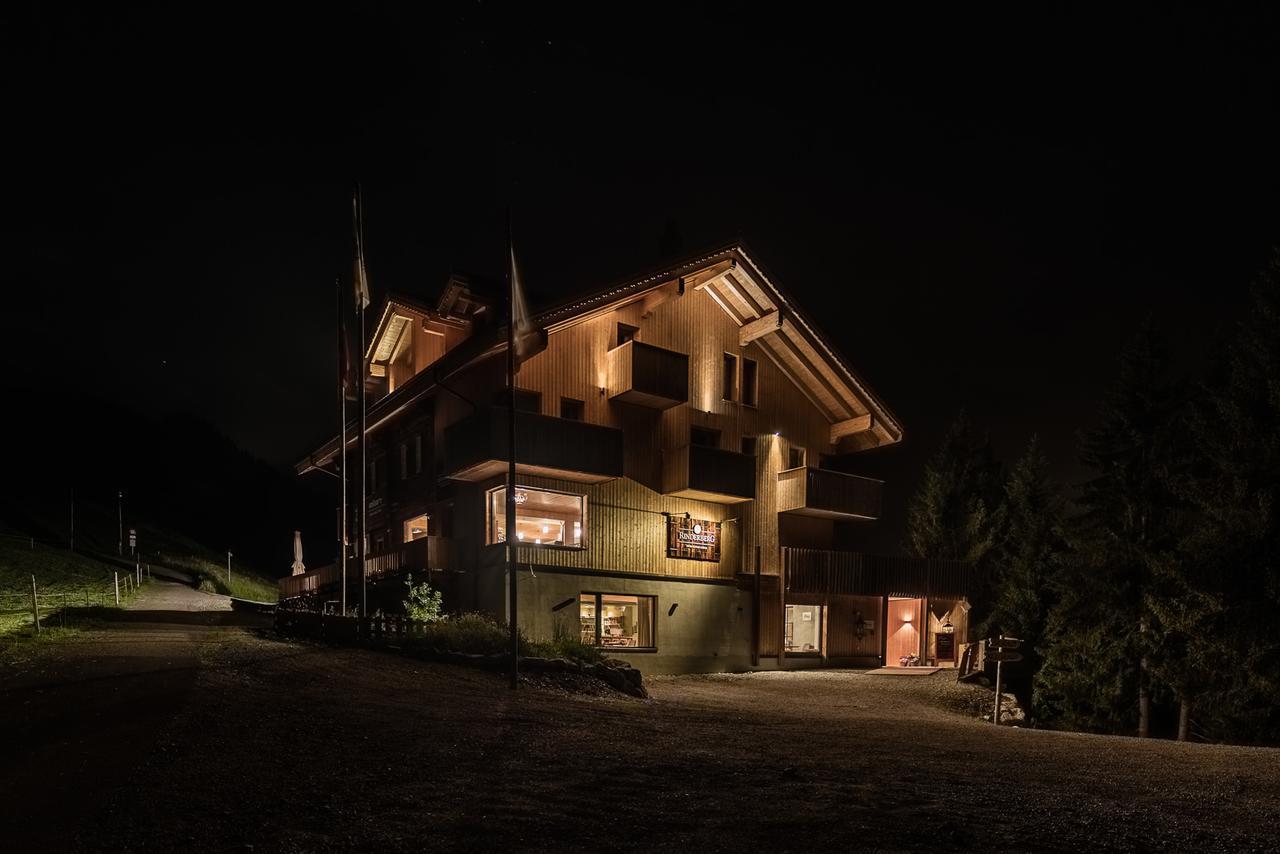 Rinderberg Swiss Alpine Lodge Цвайзимен Екстериор снимка